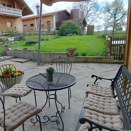 2 Zimmer-wohnung Zur Erholung Im Emmental * Seeberg